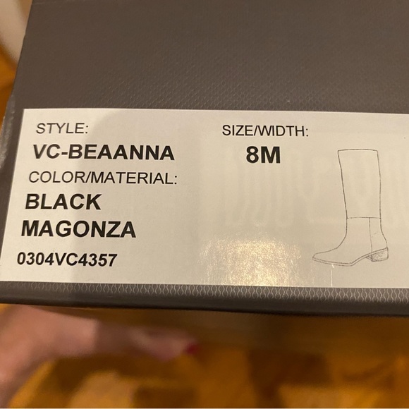 Vince Camuto boots never worn.  Size 8.  Black - Picture 6 of 8